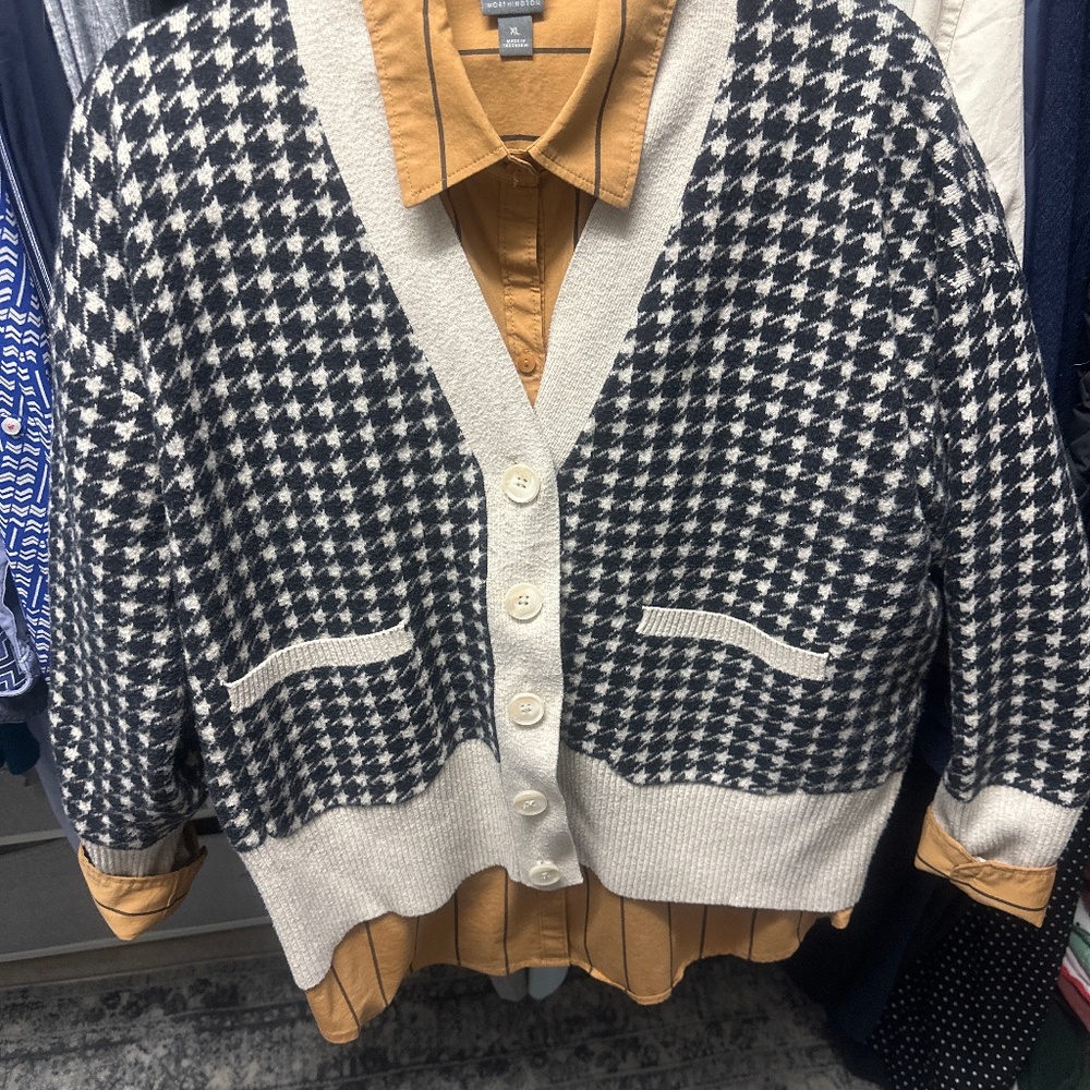 XL Worthington Dress Shirt & A New Day Sweater.